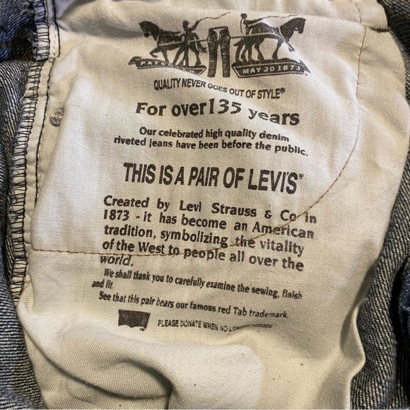 Levi Strauss 569 men’s jeans distressed, SZ 34”/30” GUC - Picture 7 of 13